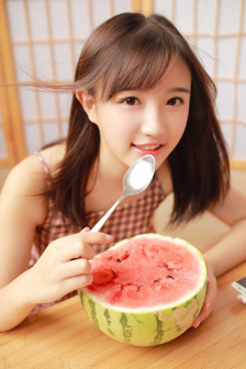 97在线中文字幕免费公开视频